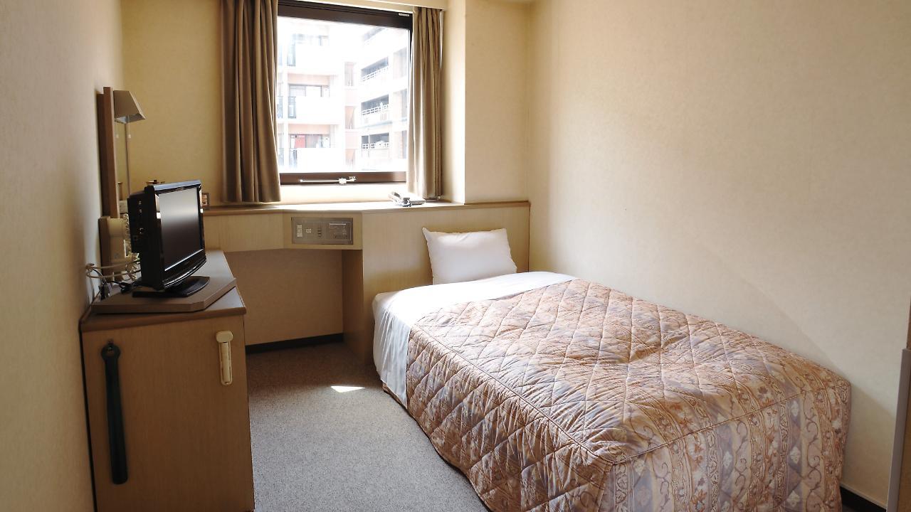 Hotel Ichiraku Fukuoka  Exteriör bild